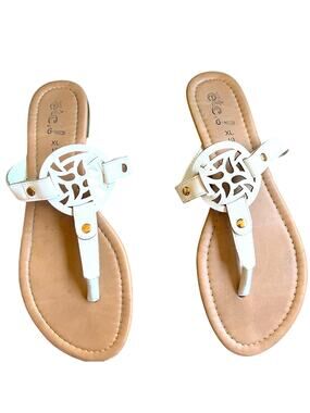 Rue 21 White Leather Flip Flop Thong Sandals Women’s Size 10
